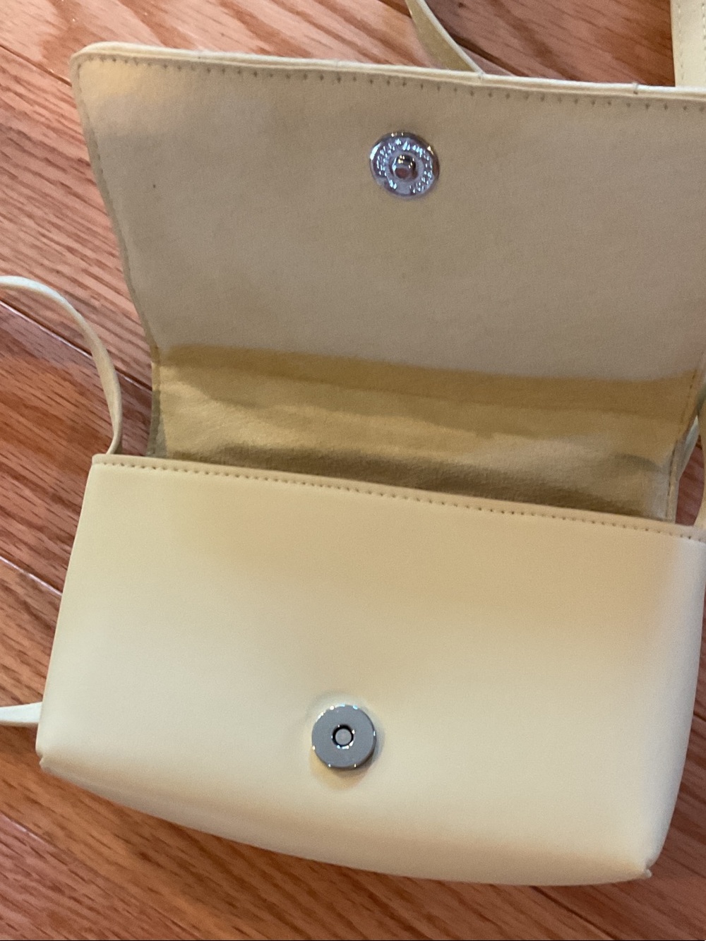 H&M Quilted Crossbody Bag Women butter yellow NWOT faux leather - Picture 7 of 9
